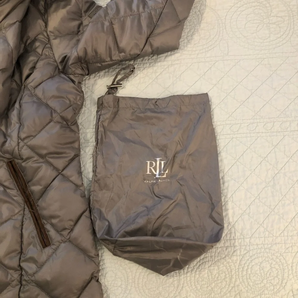 Lauren Ralph Lauren down hooded jacket. Size small. - Picture 7 of 16